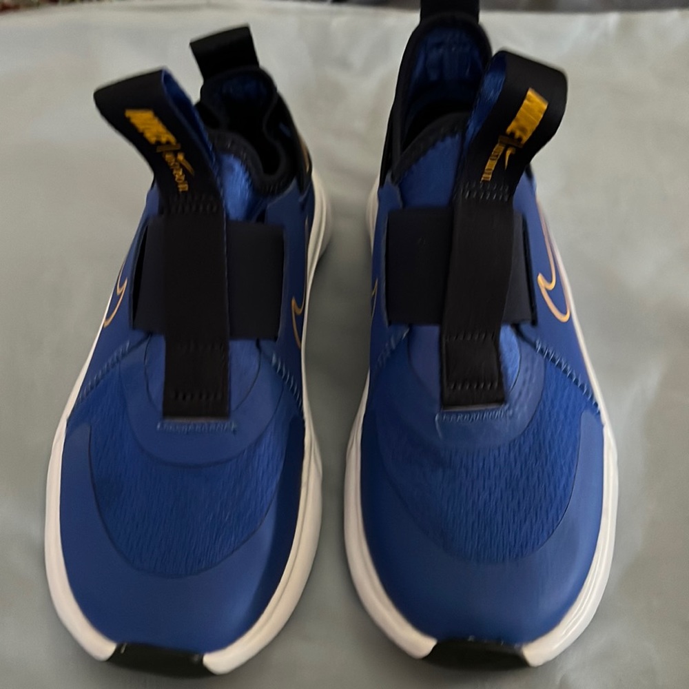 Boys Slip on Nike Sneakers